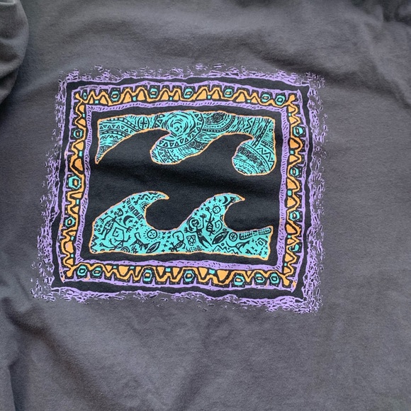 Billabong T-shirt - Picture 2 of 2